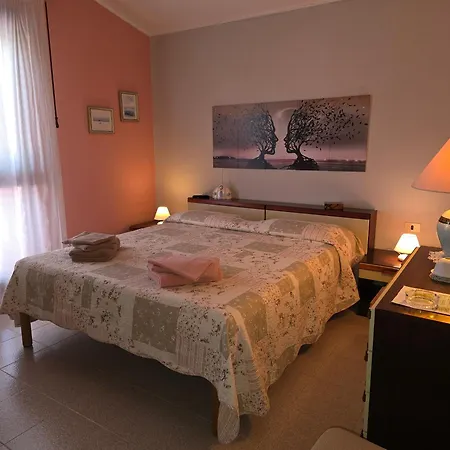 La Casa Delle Rose Su Forti