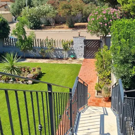 La Casa Delle Rose * Su Forti