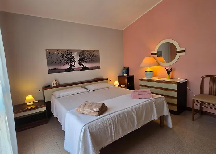 La Casa Delle Rose Su Forti